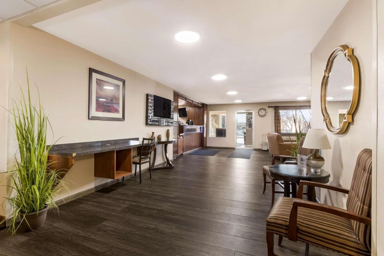 Best Western Empire Towers Sioux Falls Bagian luar foto