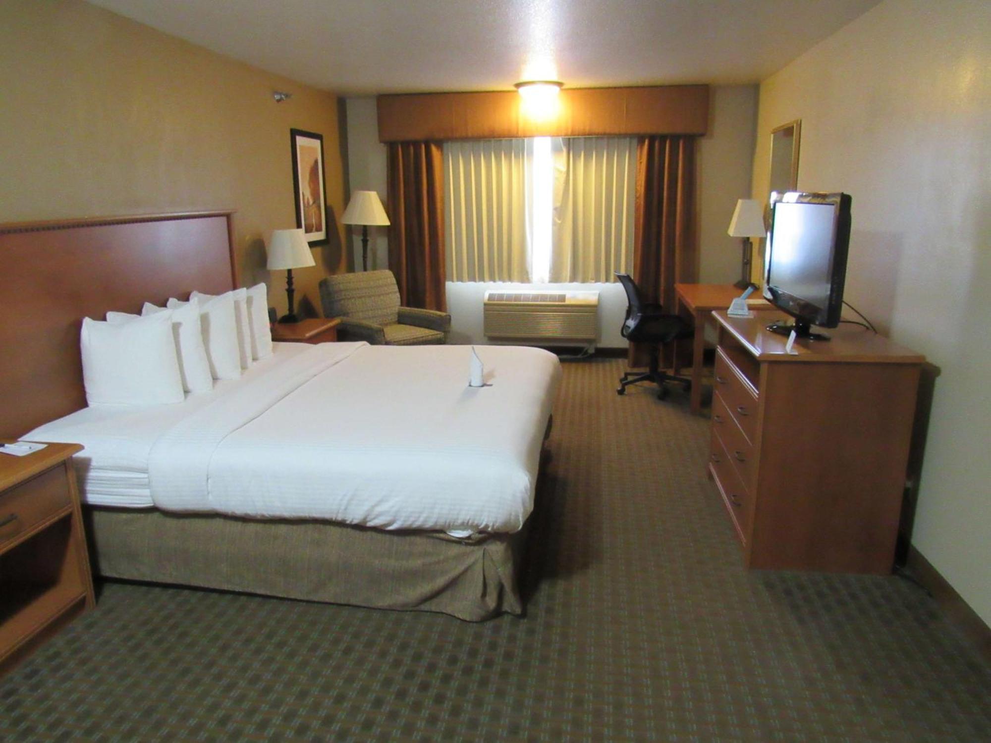 Best Western Empire Towers Sioux Falls Bagian luar foto