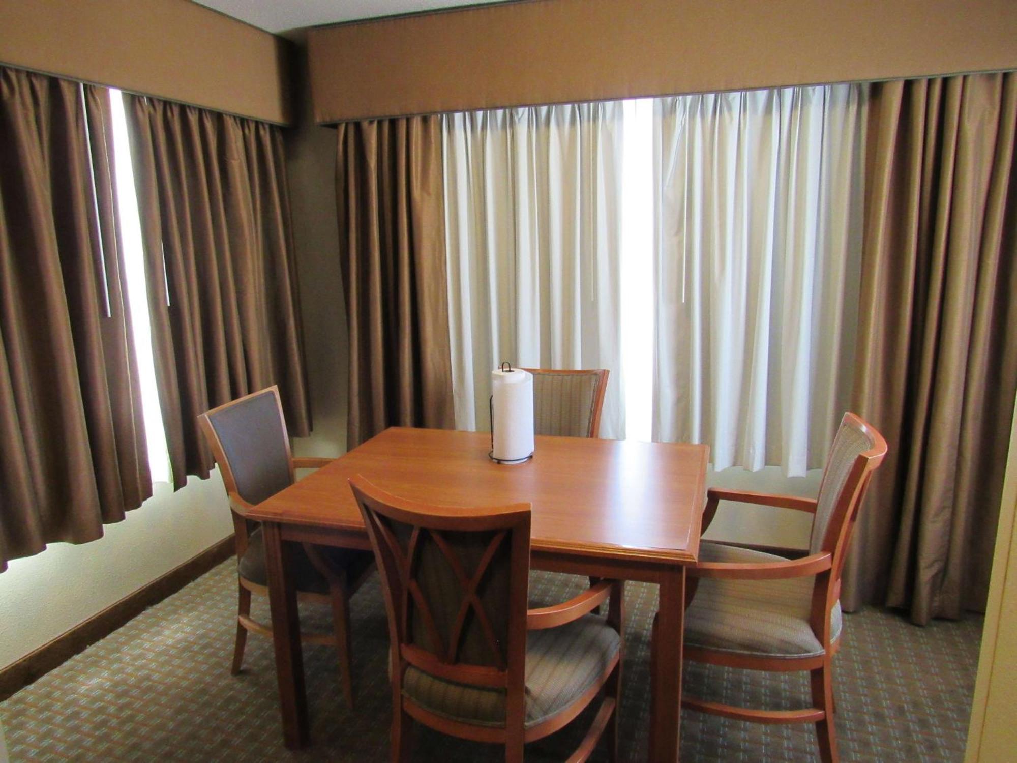 Best Western Empire Towers Sioux Falls Bagian luar foto